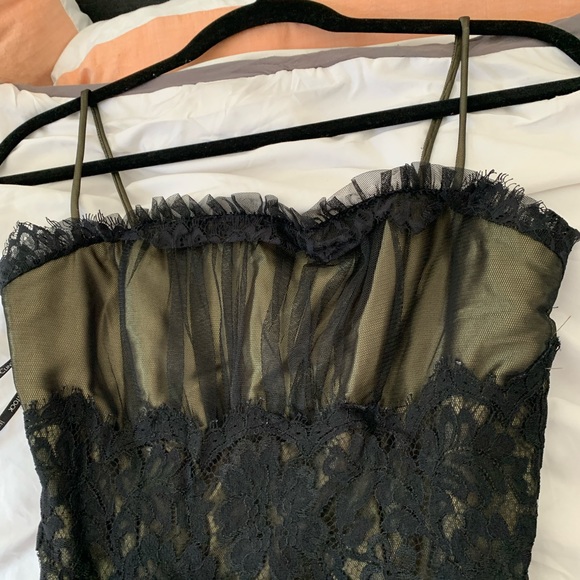 Jessica McClintock formal/prom/special occasion lace dress. - Picture 6 of 15